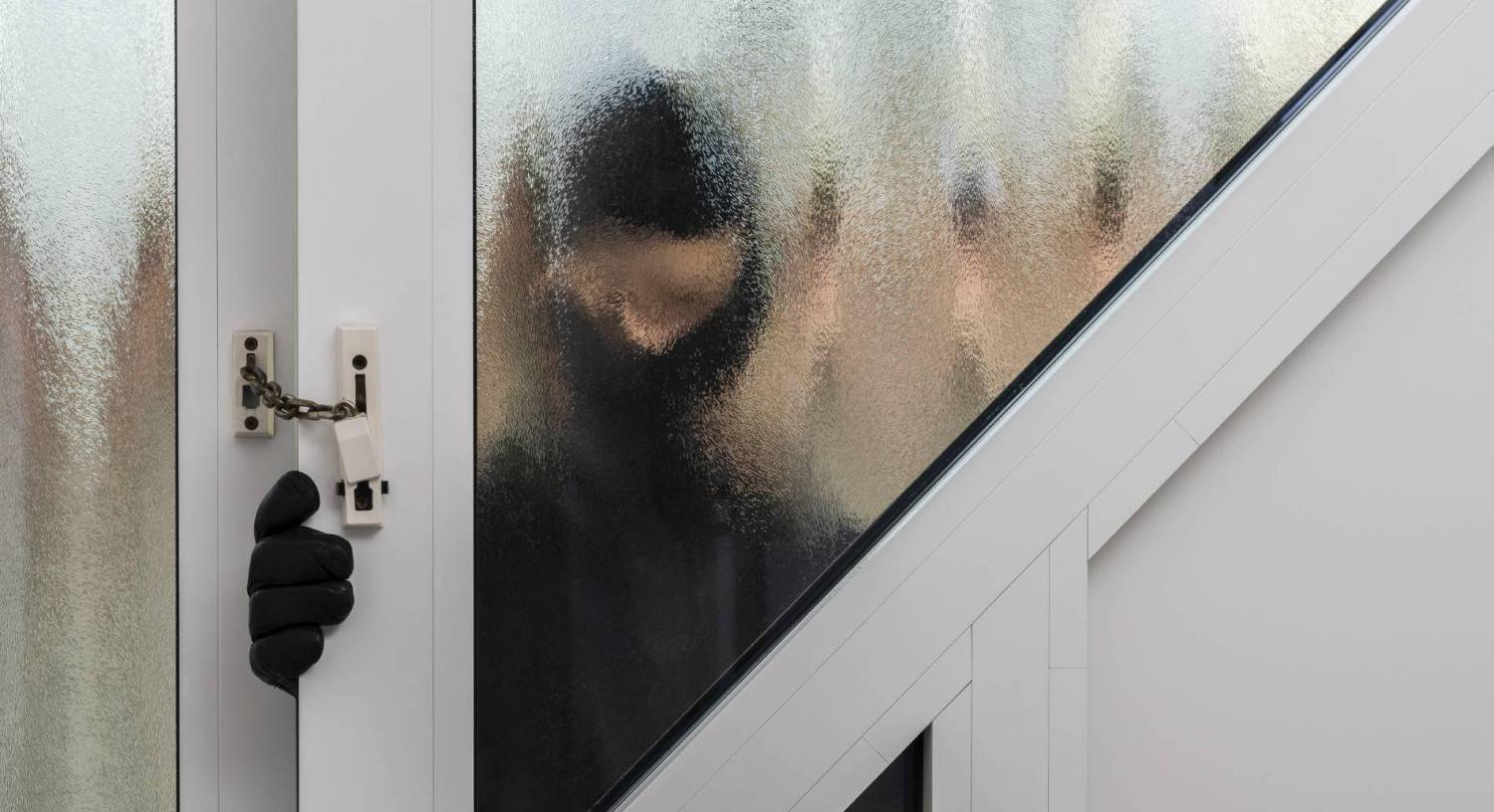 Man assaulted in Tipperary after chasing two burglars from home