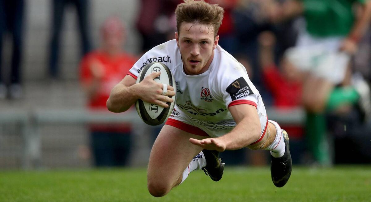 Graham Curtis scores a try for Ulster in a pre-season friendly against Glasgow Warriors. Photo: INPHO/Bryan Keane
