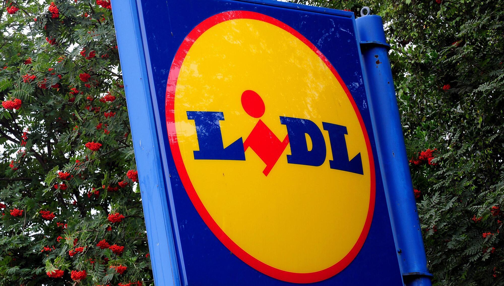 Lidl takes on Aldi over 'flawed' price survey