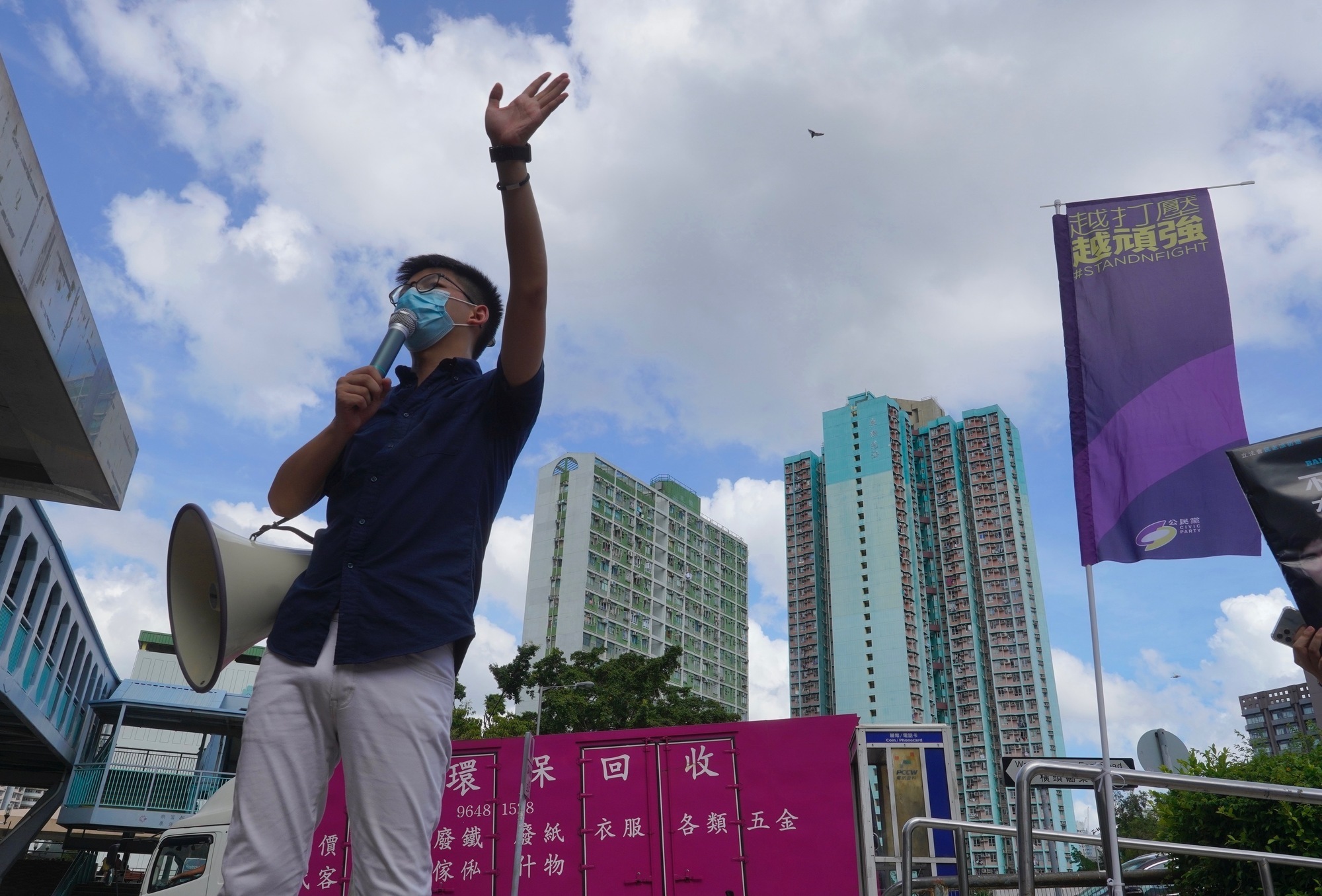 China summons US ambassador over Hong Kong row