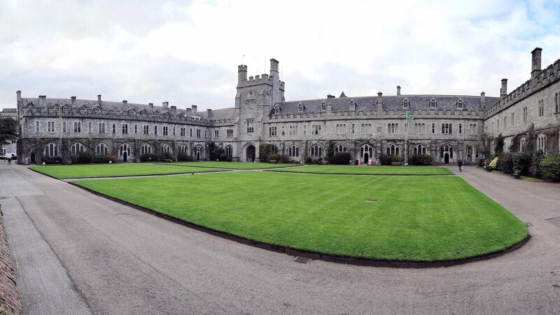 Education Minister plays down fears of college admission delays 