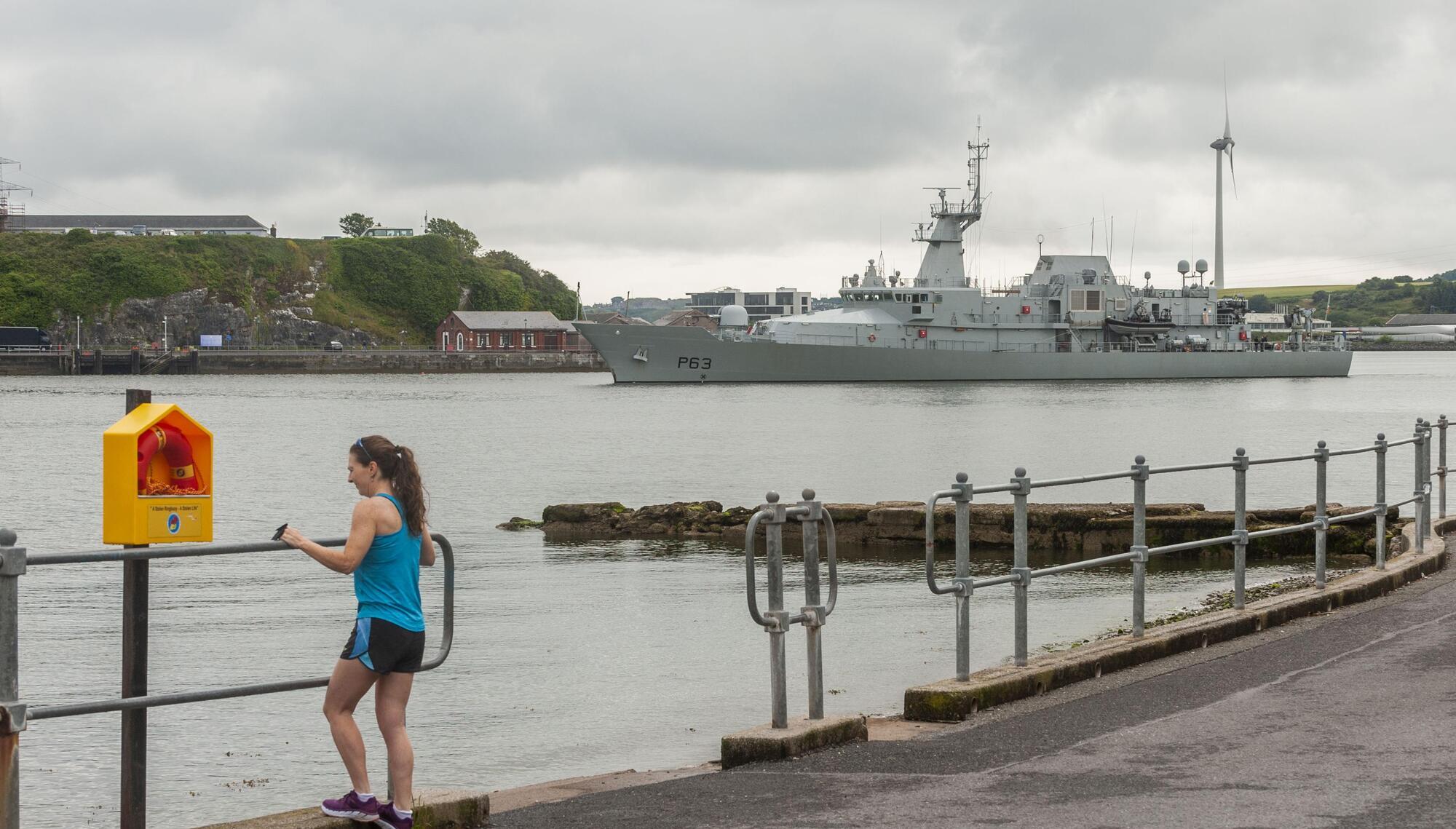 Navy detains German fishing boat off Donegal coast