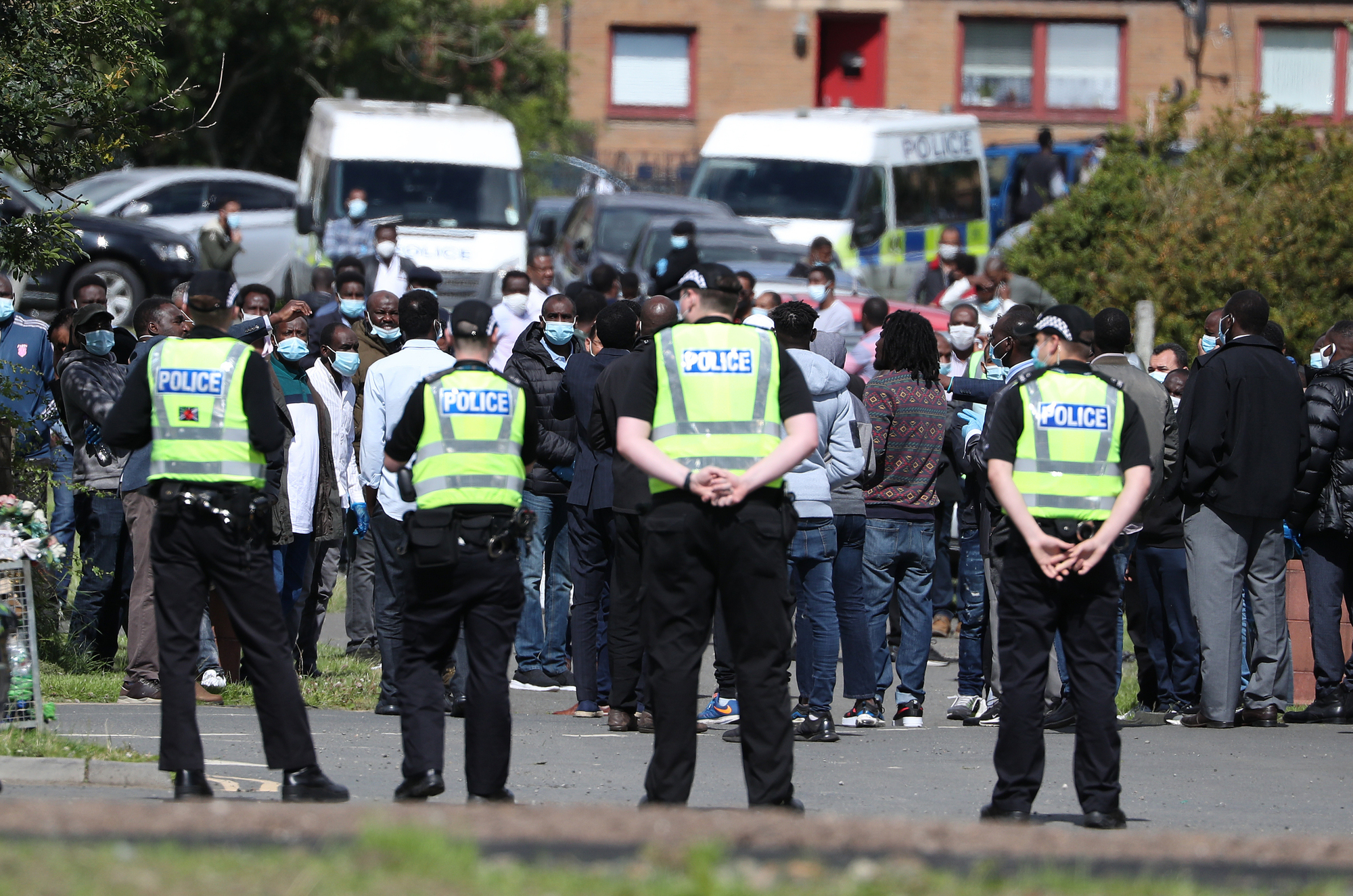Several hundred attend funeral for Glasgow knife attacker