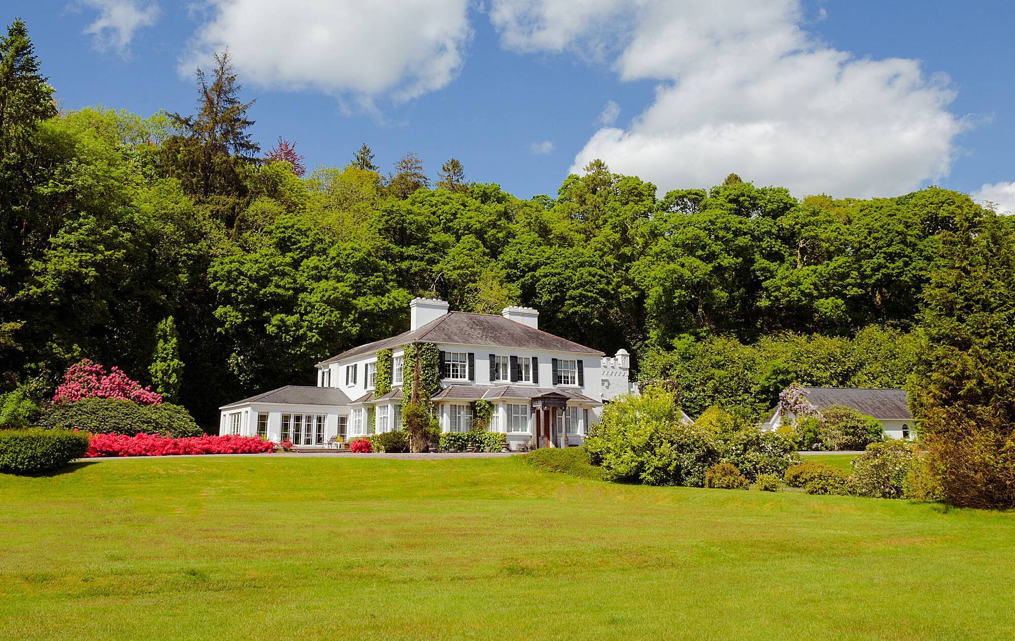 Nothing added but time: Cork's 'Oakgrove' oozes  1700s estate grace