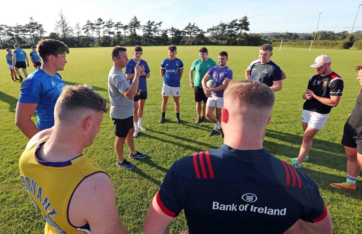 Walsh speaking with the UCC squad. Walsh speaking with the UCC squad.