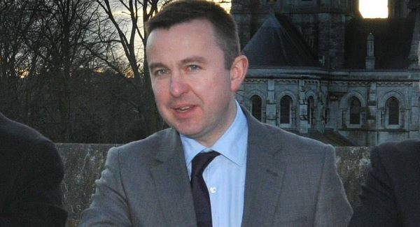 Hayes: Free GP care will be 'hard to achieve' by 2016
