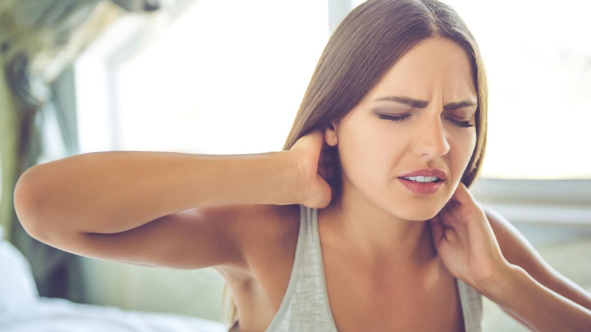 Suffering From Neck Pain Here S How To Know When It S Serious