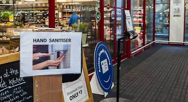 Supervalu in Clonakilty had a hand sanitiser station in its foyer yesterday. 	 Picture: Andy Gibson