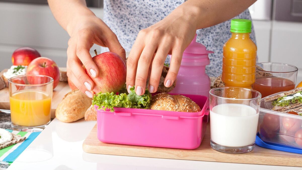 
                Avoid giving kids money to buy their lunch. Packed lunches are more nutritious and  way more cost-effective
            