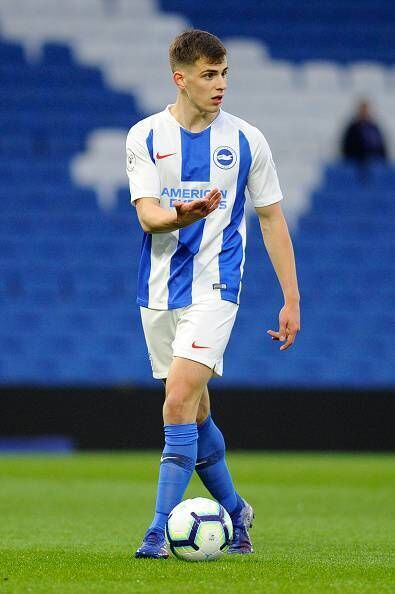 BRIGHTON, ENGLAND - APRIL 05: Jayson Molumby of Brighton and Hove Albion looks to pass the ball during the Premier League 2 match between Brighton & Hove Albion U23 and Swansea City U23 at American Express Community Stadium on April 05, 2019 in Brighton, England. (Photo by Alex Burstow/Getty Images) BRIGHTON, ENGLAND - APRIL 05: Jayson Molumby of Brighton and Hove Albion looks to pass the ball during the Premier League 2 match between Brighton & Hove Albion U23 and Swansea City U23 at American Express Community Stadium on April 05, 2019 in Brighton, England. (Photo by Alex Burstow/Getty Images)
