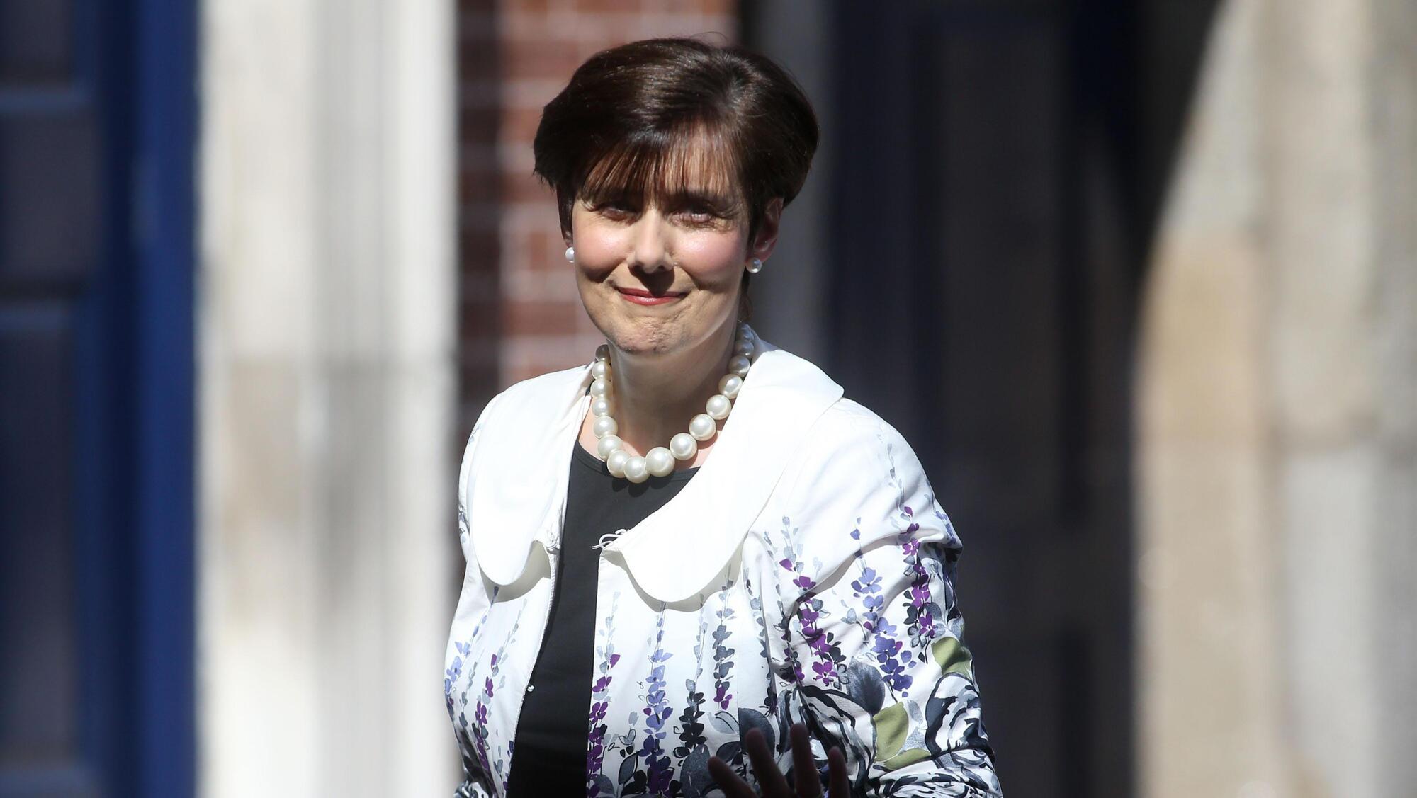 Calls for education minister to appear before Covid committee ahead of school reopenings