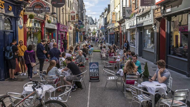Outside dining could stay in some Cork City streets until 2021 - and maybe beyond Outside dining could stay in some Cork City streets until 2021 - and maybe beyond