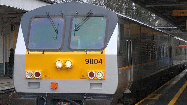 Irish Rail apologises for 'capacity issues' after commuters complain of 'jam-packed' train