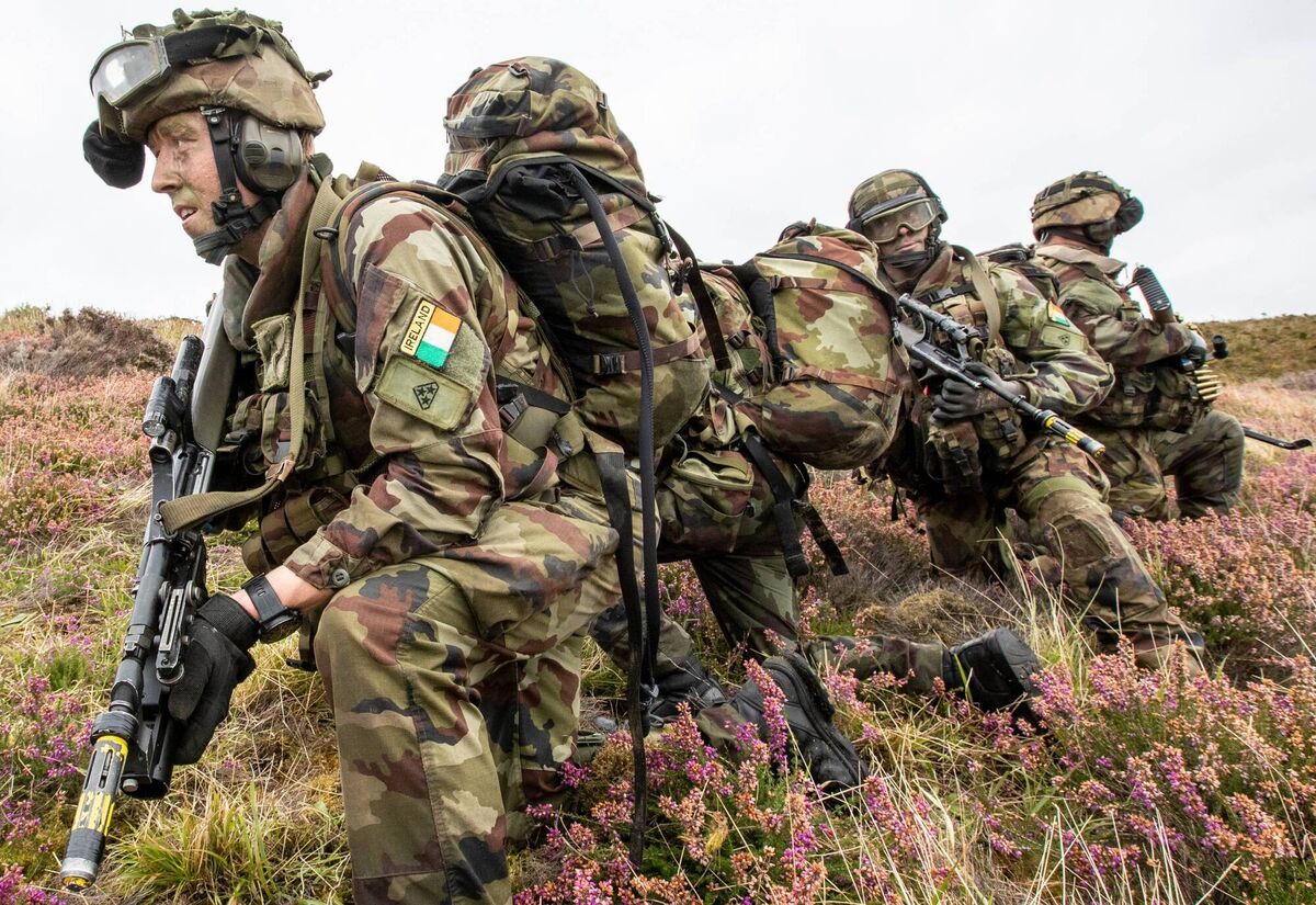Candidates on the 20th Defence Forces Potential NCO course. Picture: Neil Michael/Irish Examiner