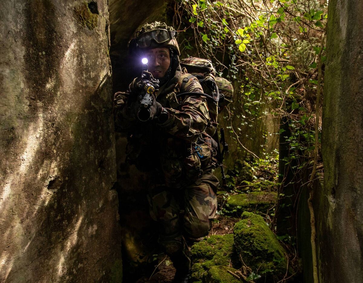 Candidates on the 20th Defence Forces Potential NCO course. Picture: Neil Michael/Irish Examiner