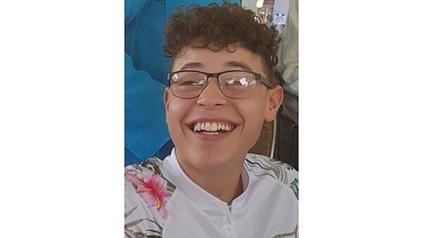 Friend of accused teenager tells murder trial he brought knife used in fatal assault