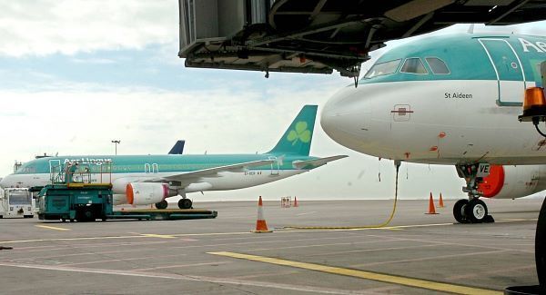 Aer Lingus 'being balloted on strike action'