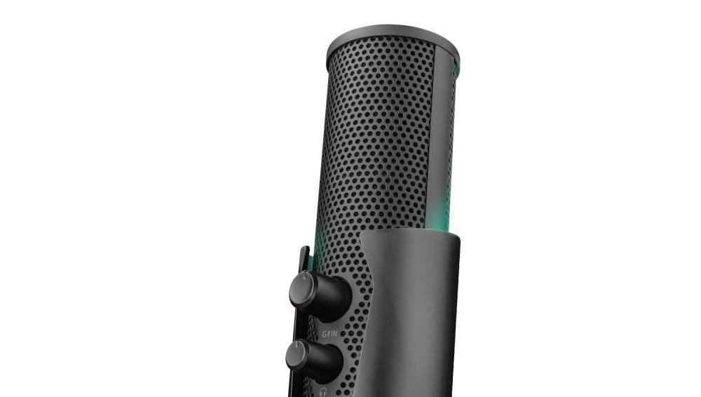 Use the Trust Fyru GXT 258 microphone to record live music, make Zoom calls and general vocal recordings.
