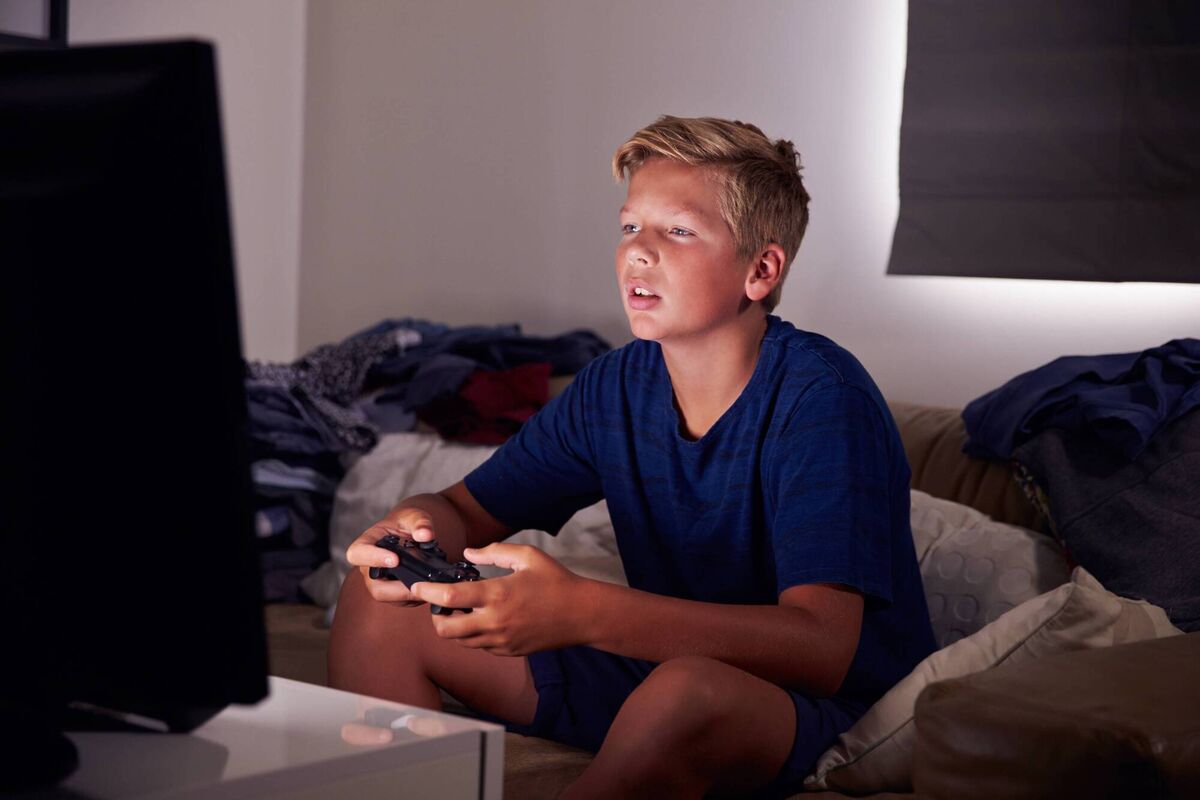 You might have to allow your child to game during the weeknight, but make sure there is a limit on it.