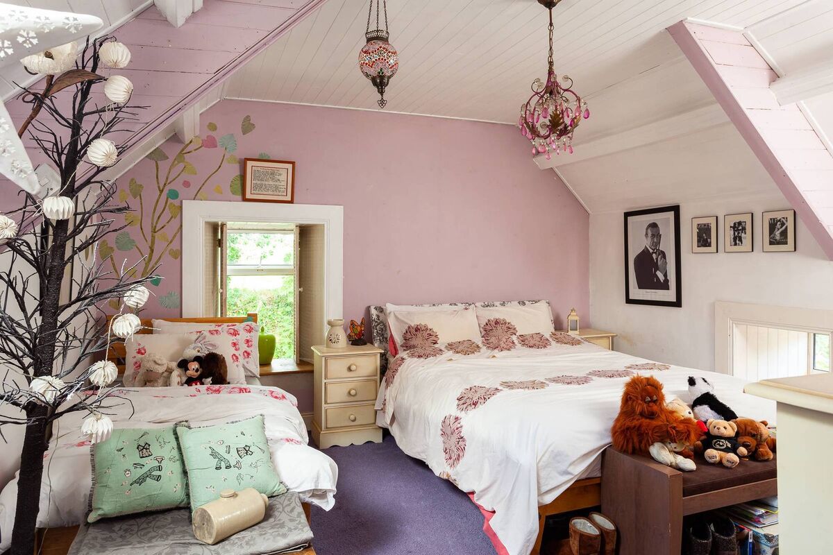 A bedroom at Ashmore House
