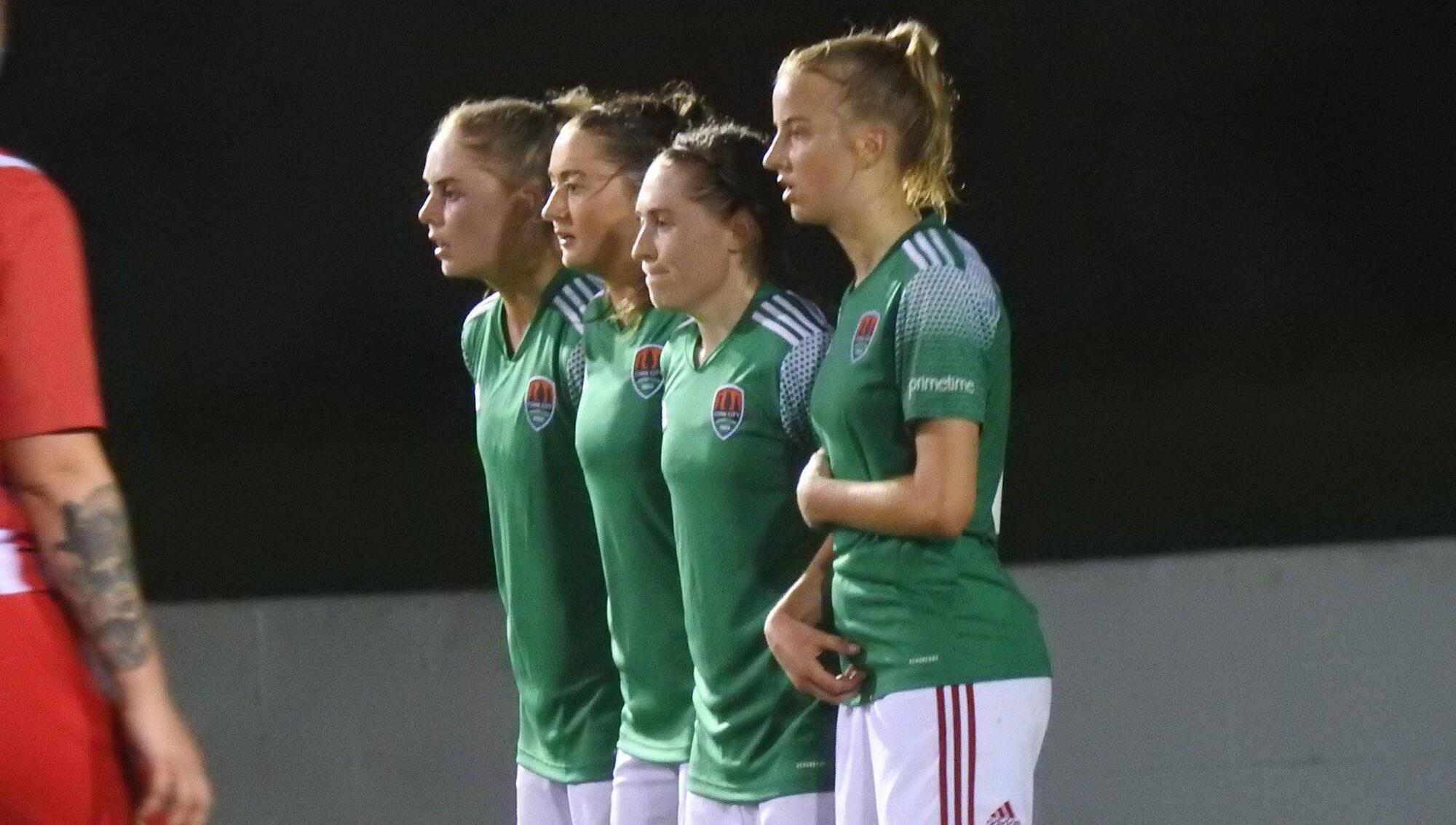 Cork City women form a defensive wall in the win over Treaty United Photo via @CorkCityFCWomen on Twitter and @PhotosSalem 