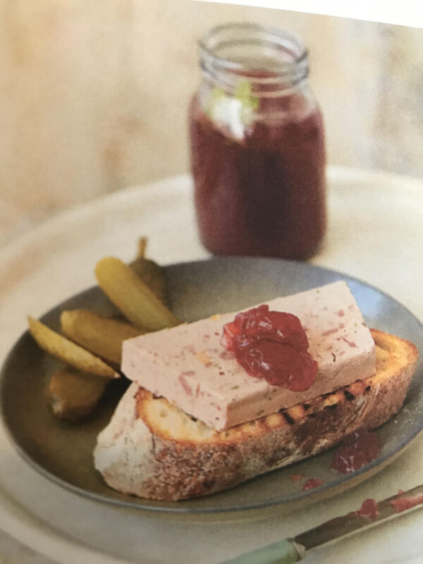 Apple and rose geranium jelly is a variation of the apple jelly master recipe.