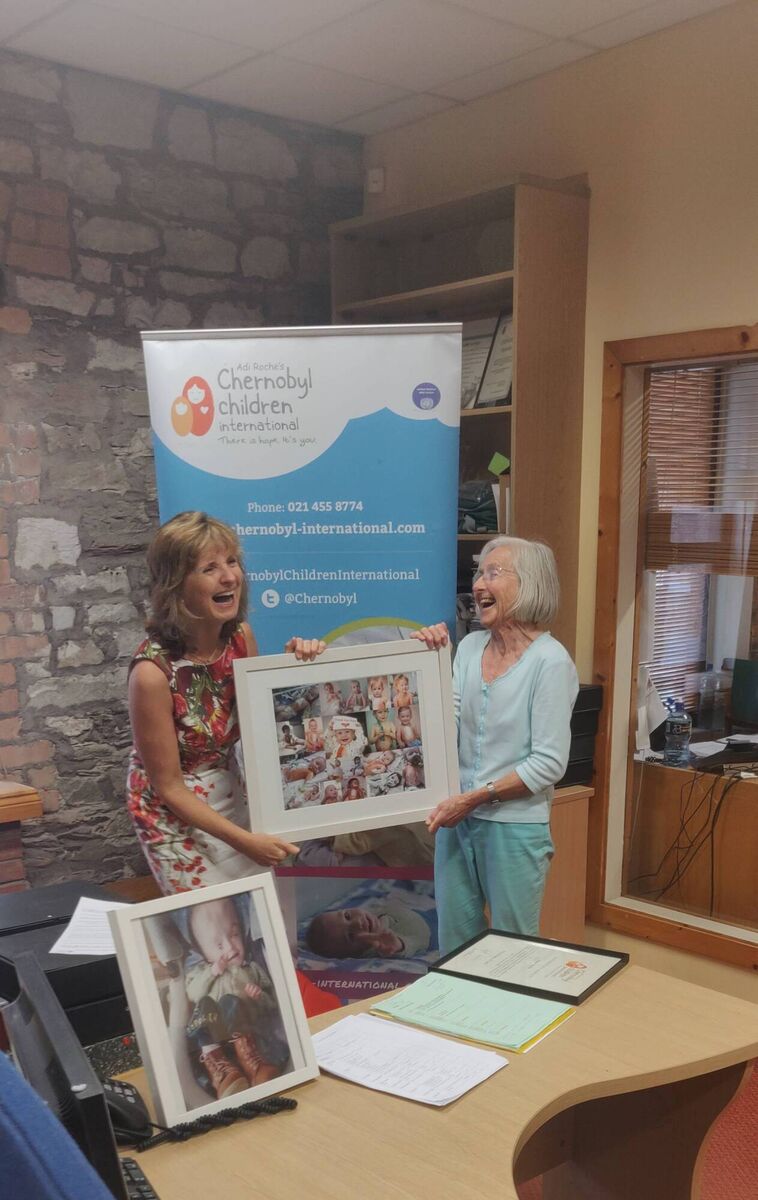 Adi Roche thanks Pam Norris for her remarkable fundraising cycle along the Wild Atlantic Way which raised €100,000 for cardiac surgery on children in the Chernobyl affected regions.