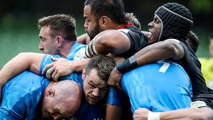 <p>CLOSE QUARTÉRS: Leinster and Saracens forwards locked in battle for control of a maul in Saturday’s Heineken Champions Cup quarter-final at the Aviva Stadium. <span class="contextmenu emphasis CaptionCredit">Picture: Inpho/Dan Sheridan</span>
            </p>