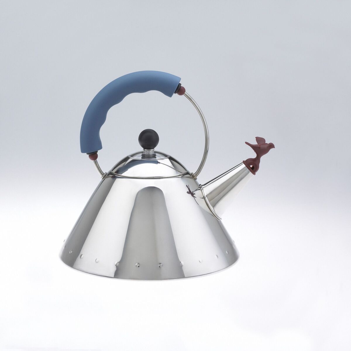 The Whistling Bird kettle by architect Richard Graves for Alessi mixes style, practicality and fun.