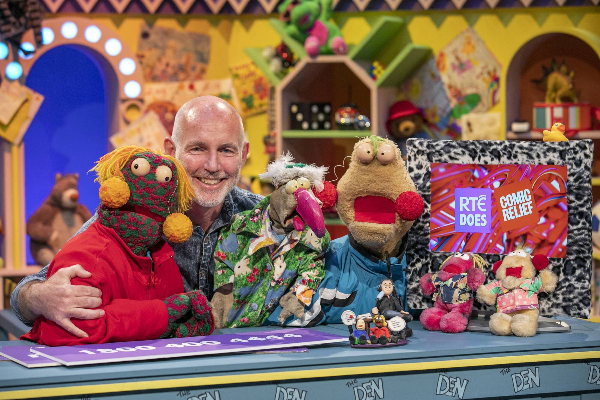 Ray Darcy pictured with Zig Zag Zuppy and Dustin the Turkey. 	Picture: Kyran O’Brien.