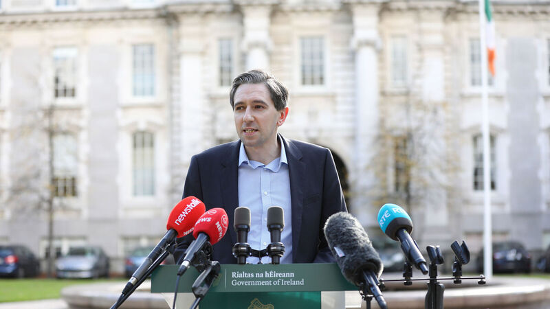 Simon Harris: 1,000 extra college spots may be needed because of Leaving Cert grading error Simon Harris: 1,000 extra college spots may be needed because of Leaving Cert grading error