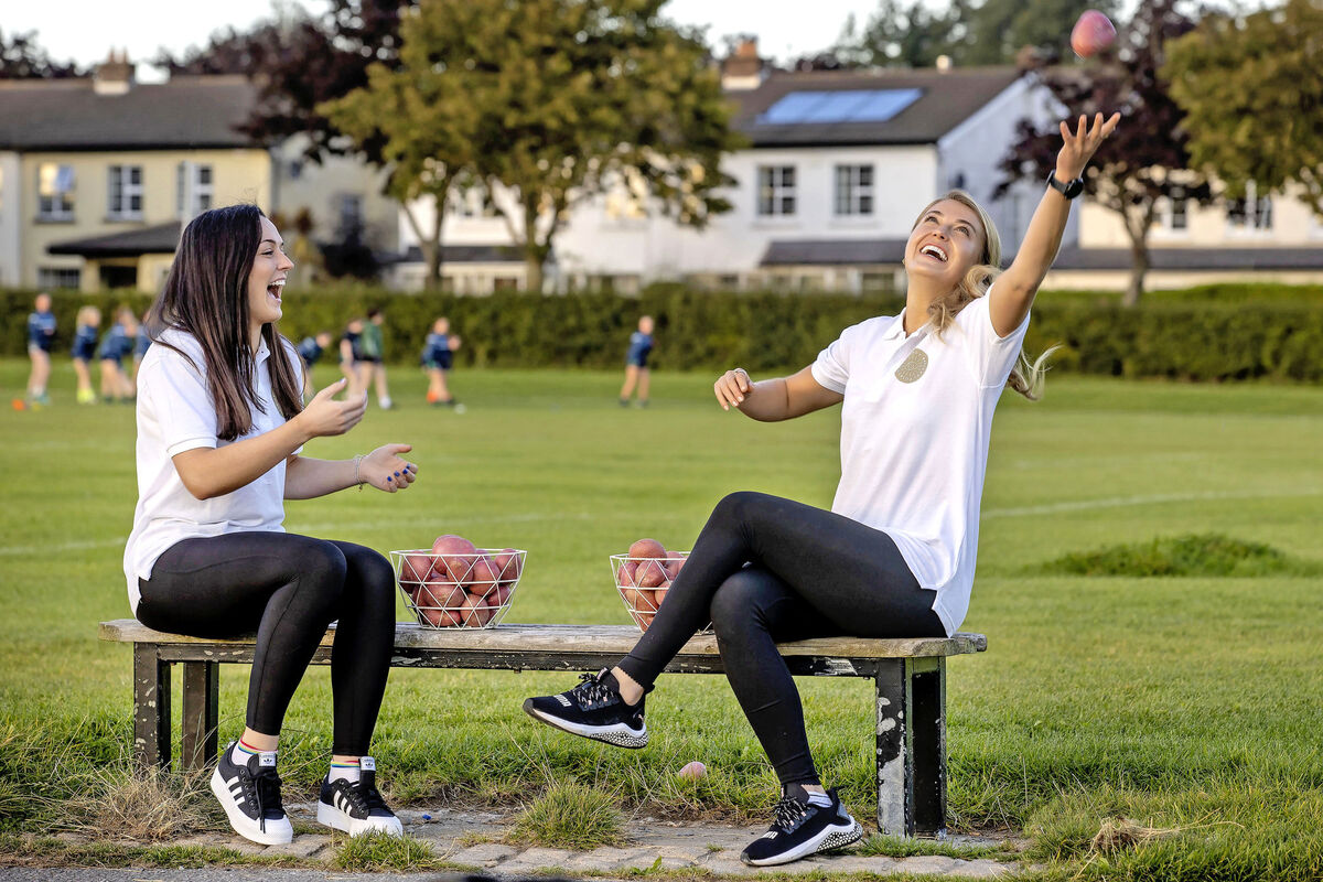 GAA Stars, Dublin’s Sinead Goldrick and Mayo’s Sarah Rowe team up with Bord Bia to celebrate National Potato Day and to promote potatoes as fuel for optimum sports performance. GAA Stars, Dublin’s Sinead Goldrick and Mayo’s Sarah Rowe team up with Bord Bia to celebrate National Potato Day and to promote potatoes as fuel for optimum sports performance.