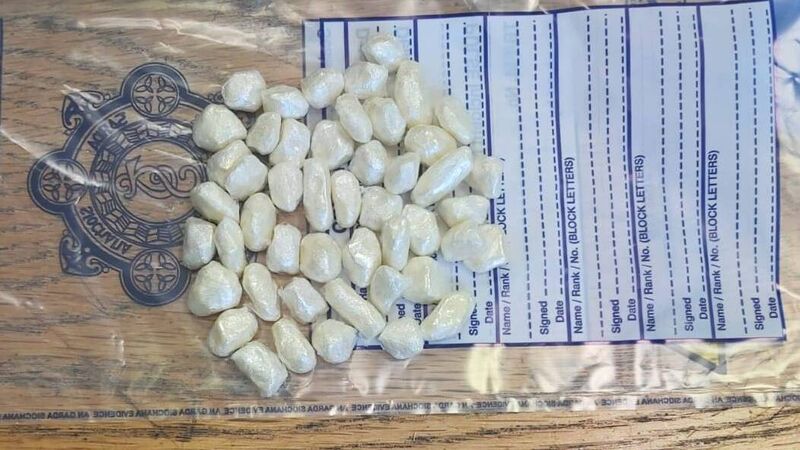 Gardaí in Cork arrest one man and seize €2,000 worth of crack cocaine Gardaí in Cork arrest one man and seize €2,000 worth of crack cocaine