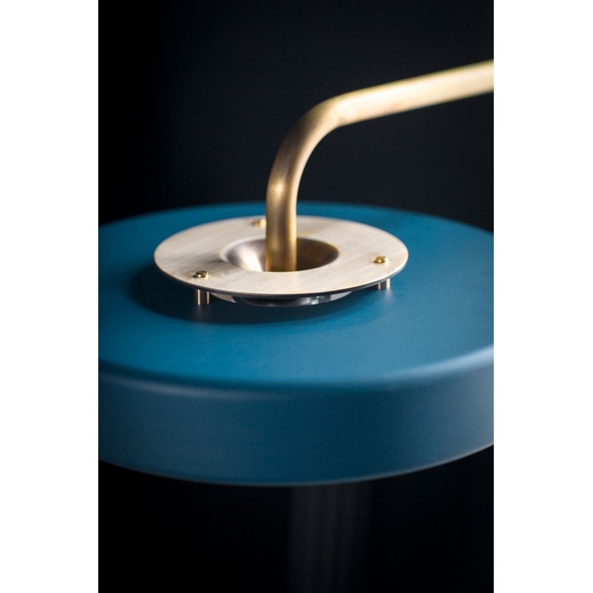 Vintage View: Set the standard with electric floor lamps