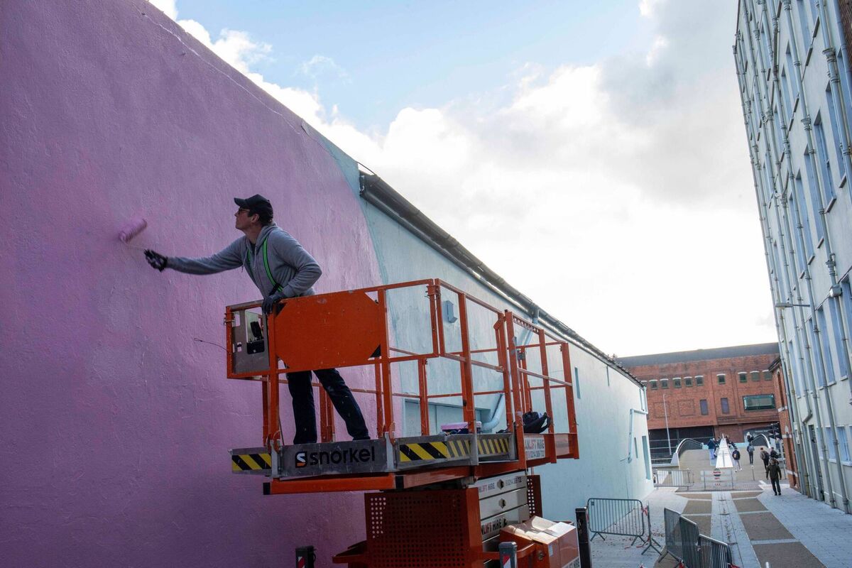 Artist at work: Shane O’Driscoll.