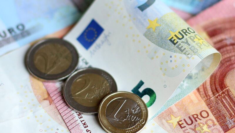 Existing claimants who were previously on over €400 per week, will automatically be adjusted to the new rate.