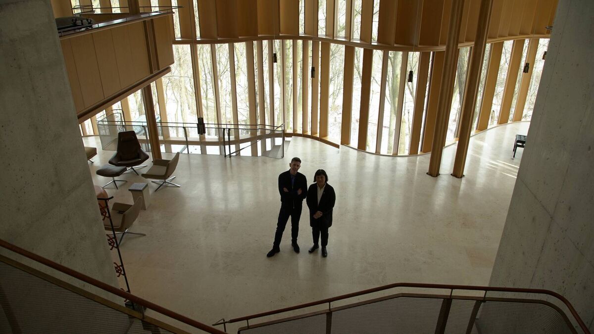 Dermot Bannon is impressed by Incredible Homes in Canada