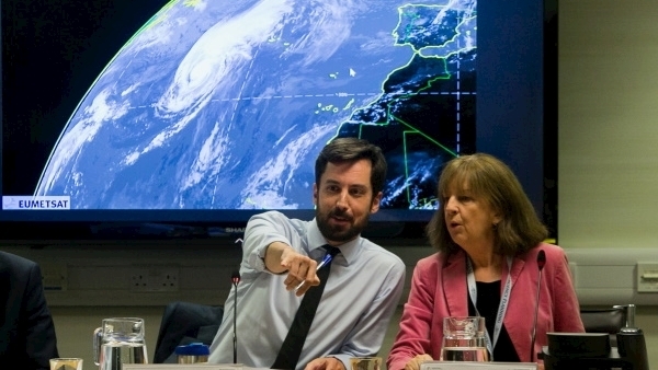 Storm Lorenzo: Minister warns of ‘ferocious’ wave surges to coastal areas
