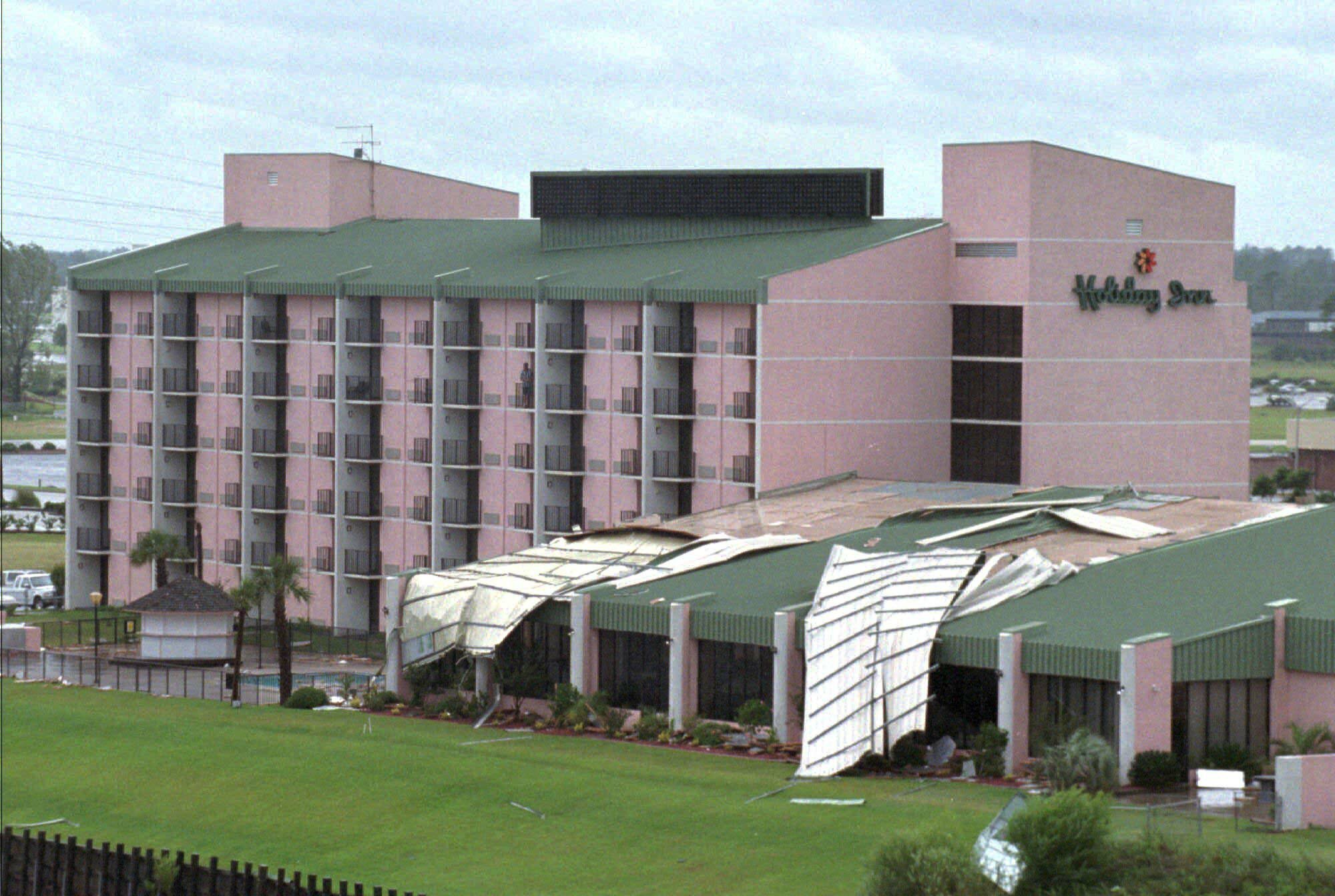 Holiday Inn owner flags tentative hotels recovery