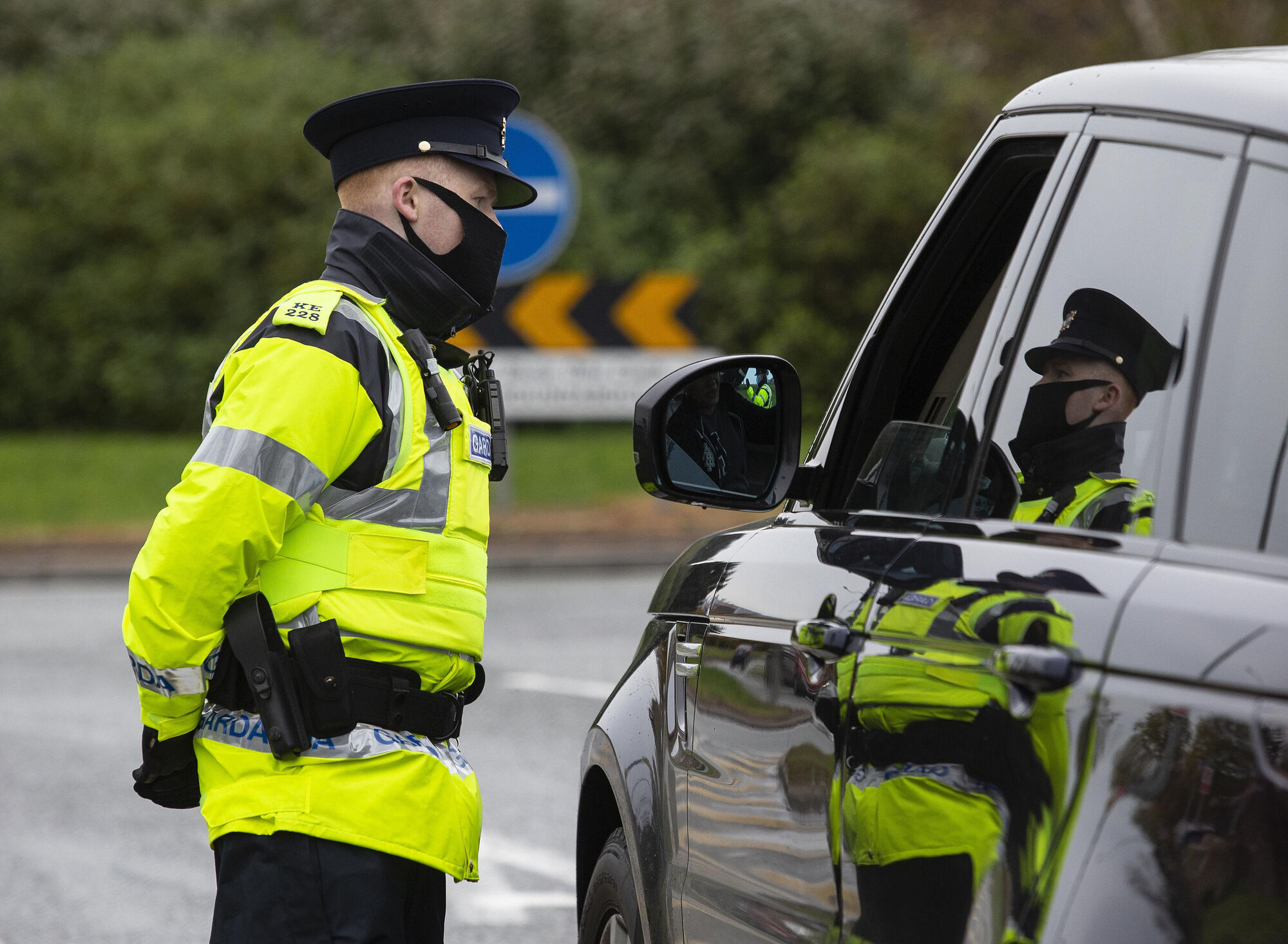Bill allowing gardaí to issue fines for breaking Covid-19 restrictions signed into law