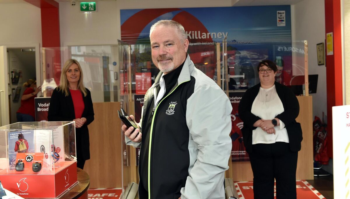  Tim Healy, Home Instead, Kerry and West Cork with Jessica O'Connor and Carolanne Kissane from Vodafone, Killarney.