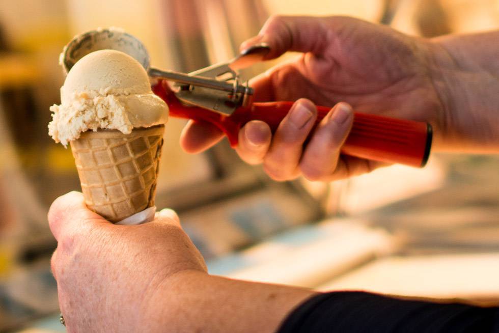 Woman 'scoops' €20k from Gino's Gelato group over pregnancy discrimination