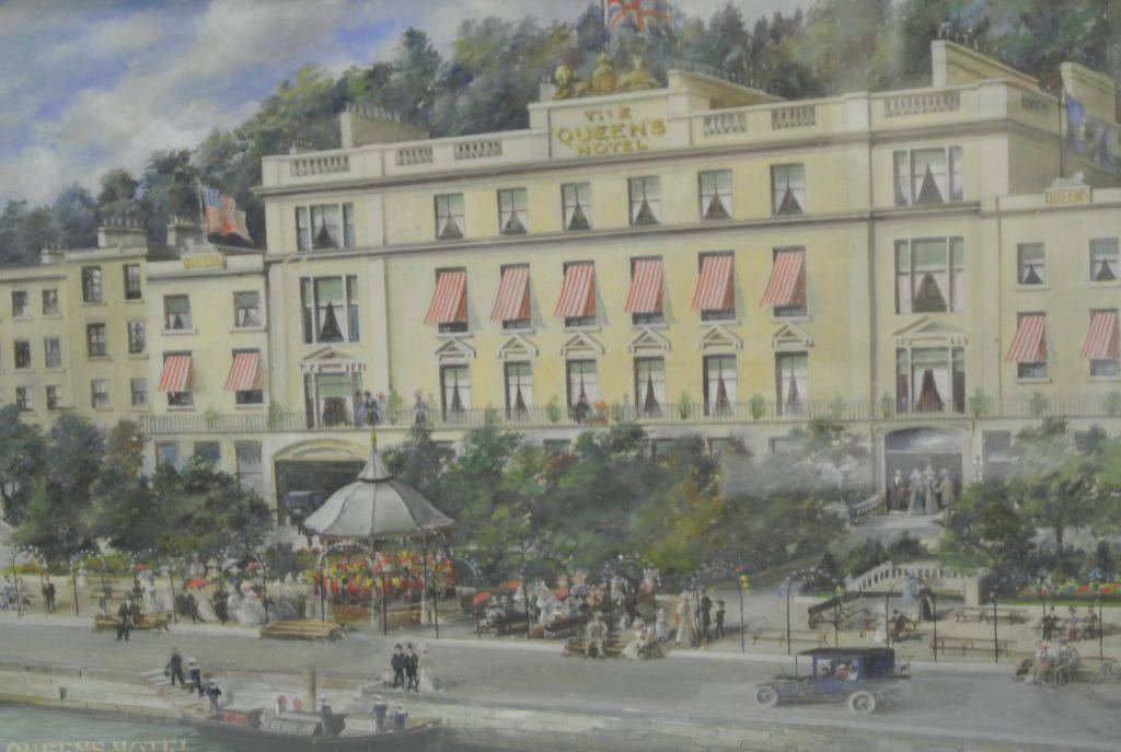 'The Queen's Hotel, Queenstown' by Walter Richards made €1,500 at Woodwards.