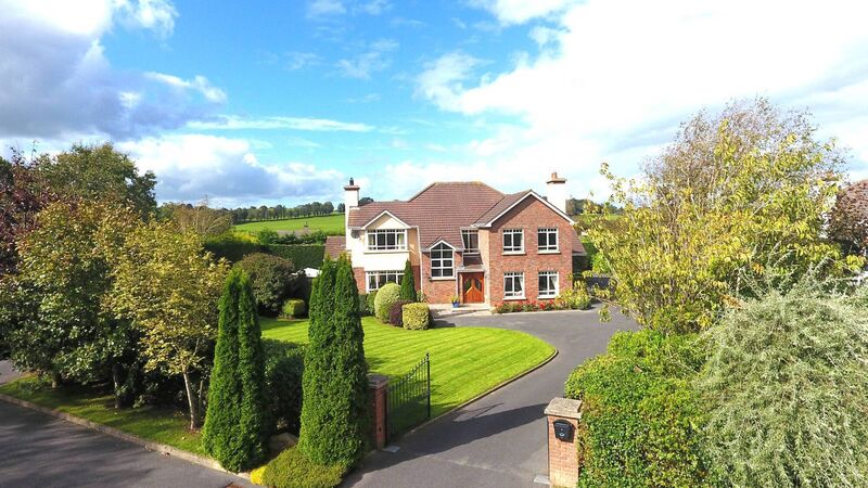 Sunny side up in luxurious Leitra