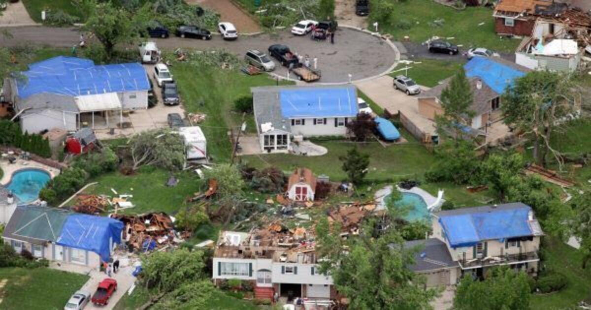 US tornado death toll rises to 12