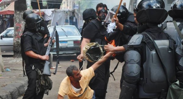 Thousands of Muslim Brotherhood take to Cairo streets