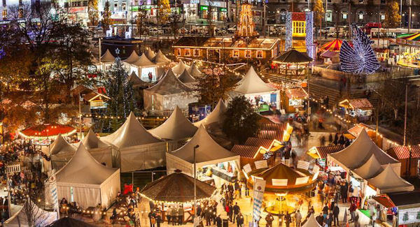 Galway gets ready for Christmas time-lapse style