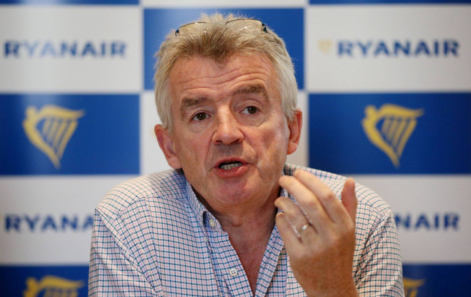 Ryanair seeks discount to encourage passengers back 