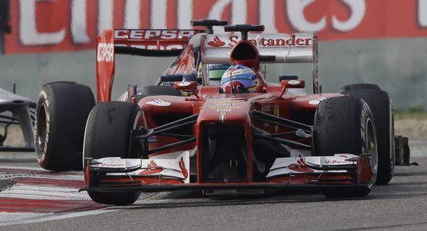 Alonso wins in China