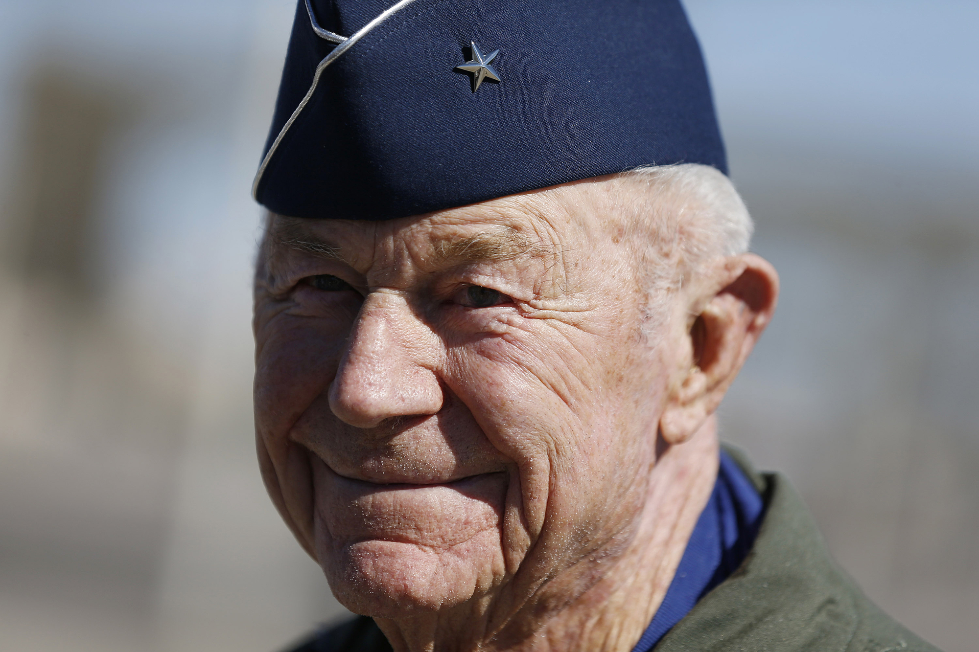 US test pilot Chuck Yeager dies aged 97